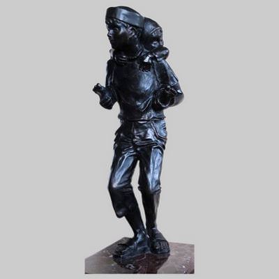 Savaş, 48x20x20, Polyester Döküm, 2002