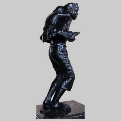 Savaş, 48x20x20, Polyester Döküm, 2002